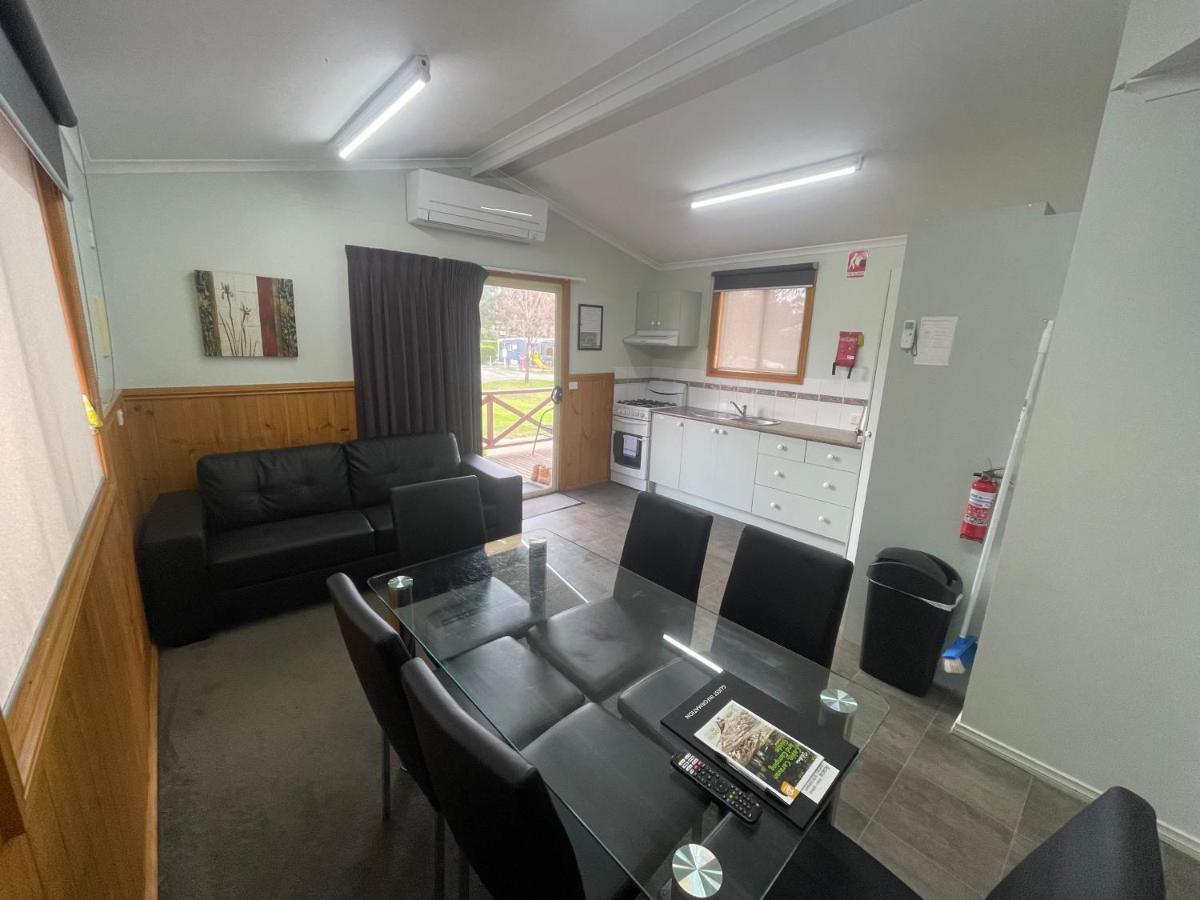 Acacia Caravan Park & Holiday Units Ararat Dış mekan fotoğraf